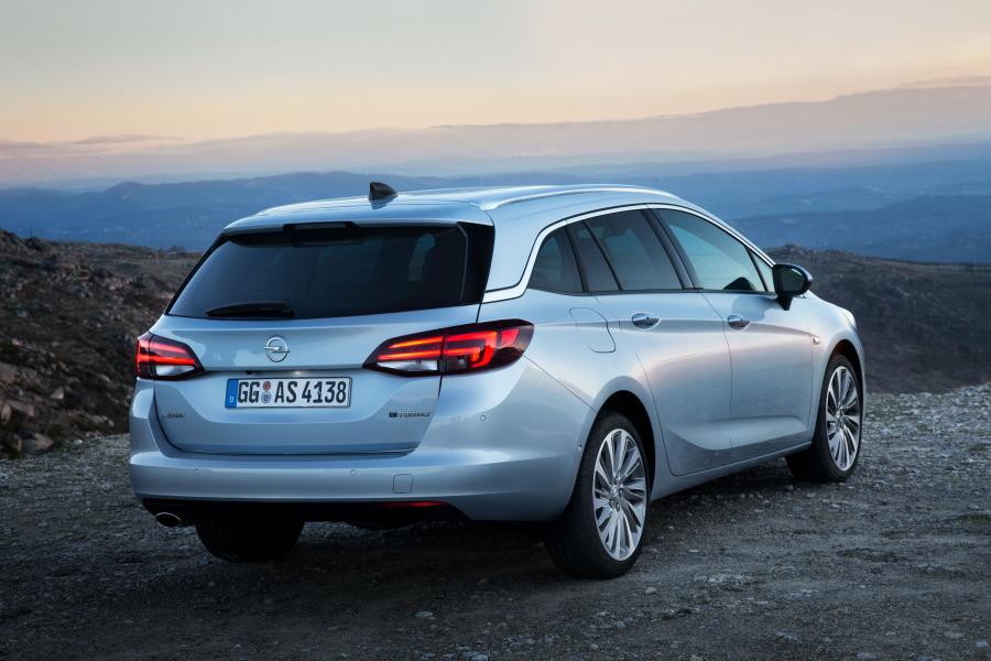  Opel Astra Sports Tourer BiTurbo (K) 2016 года  (фото 22 из 32)